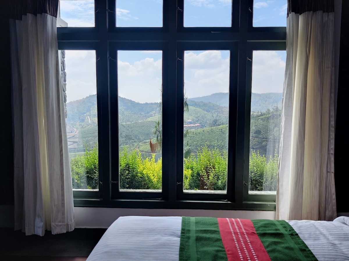 Green Veil Luxury Stone Cottage